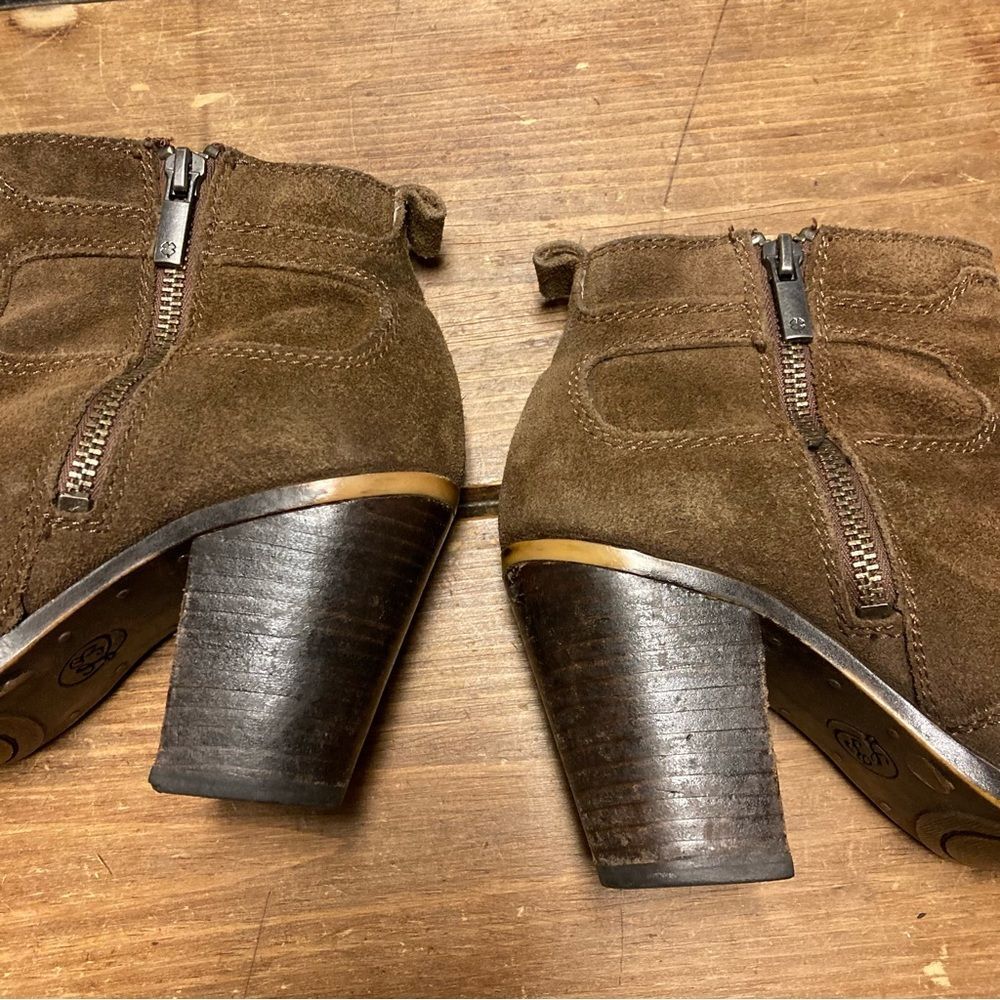 Lucky Brand Everalda Brown Suede Leather Boots Size 7 Ankle Booties High Heel - Picture 3 of 15